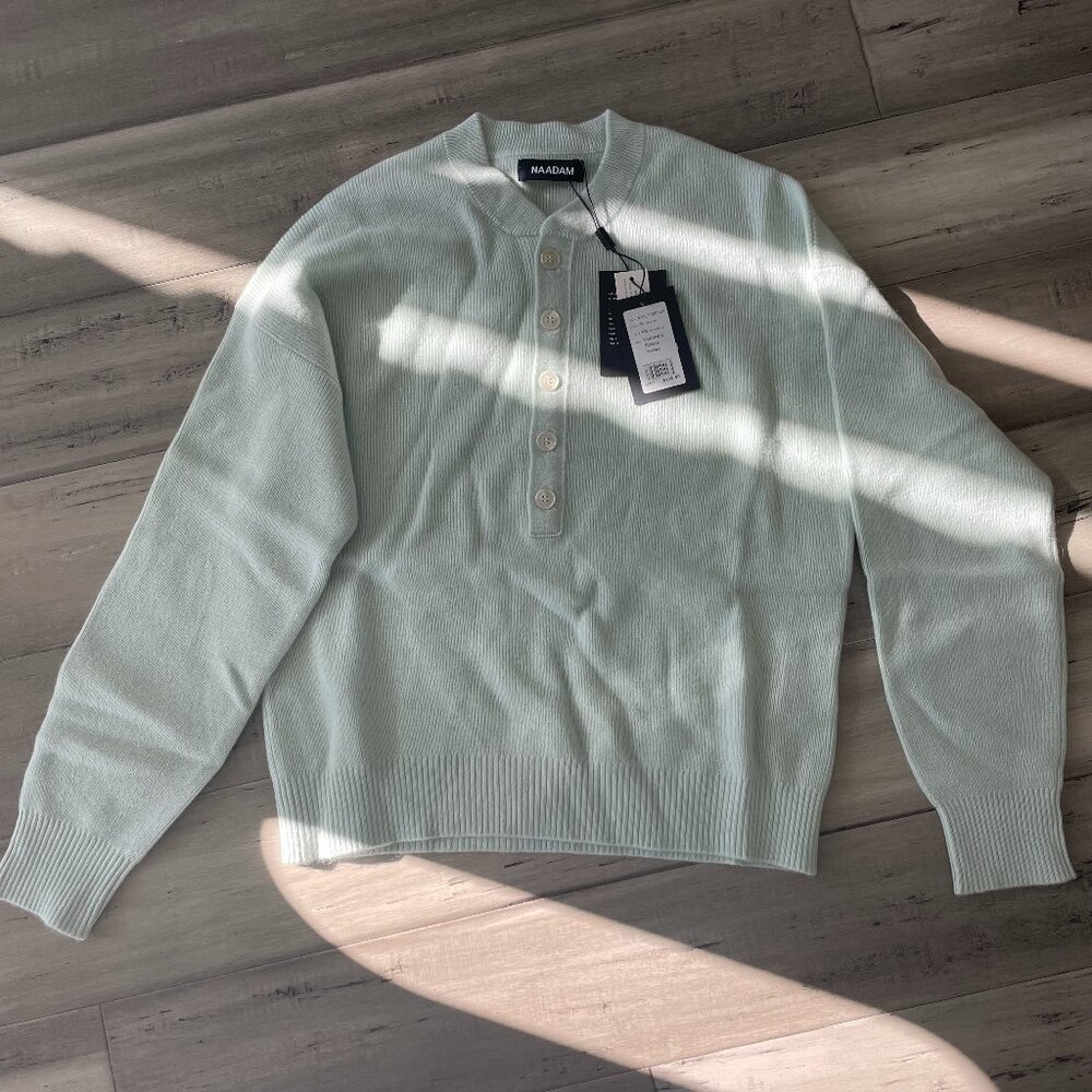 NWT Naadam 100% cashmere sweater (perfect condition)